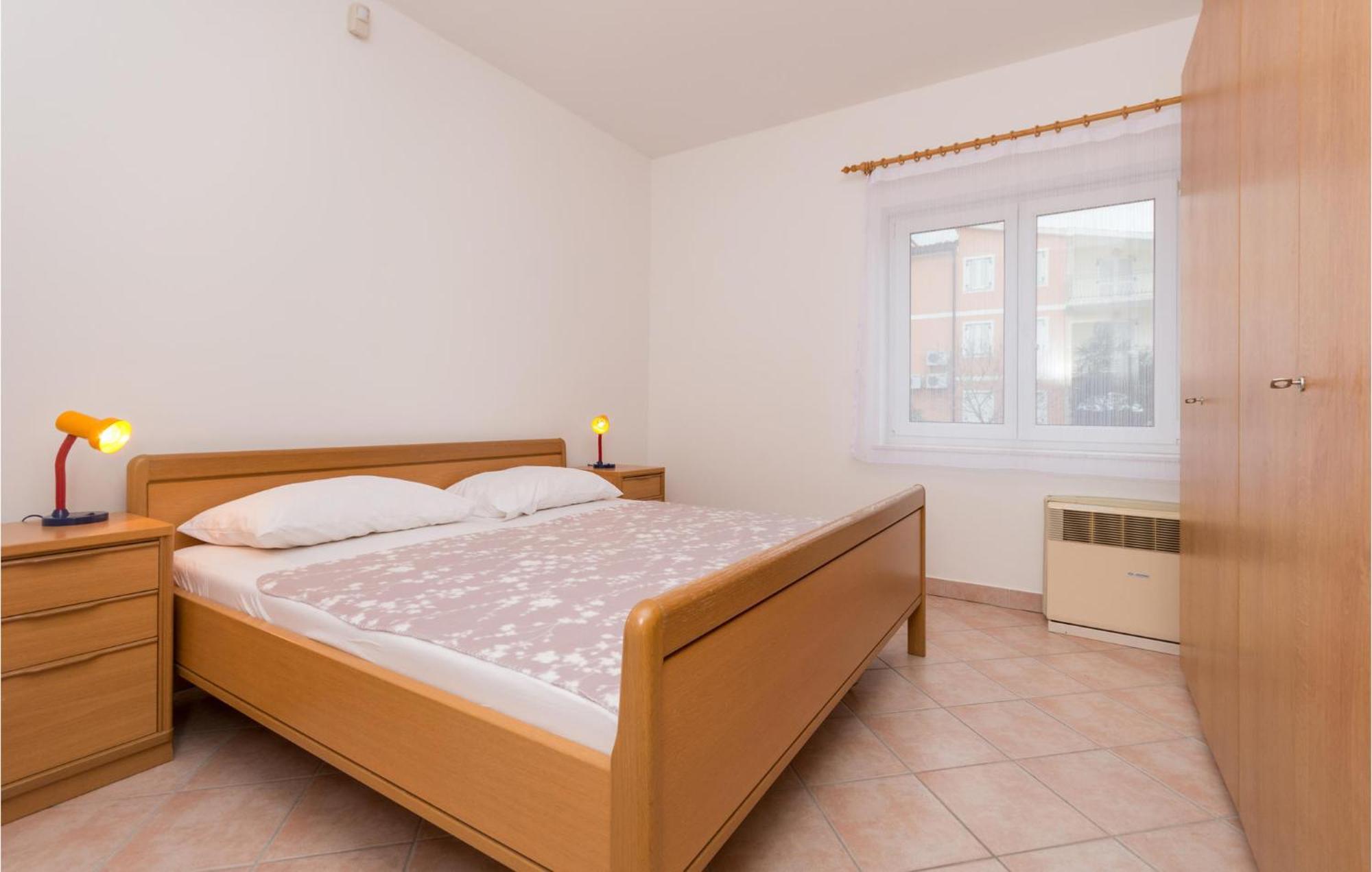 Awesome Apartment In Sveti Filip I Jakov W/ 1 Bedrooms Exterior foto